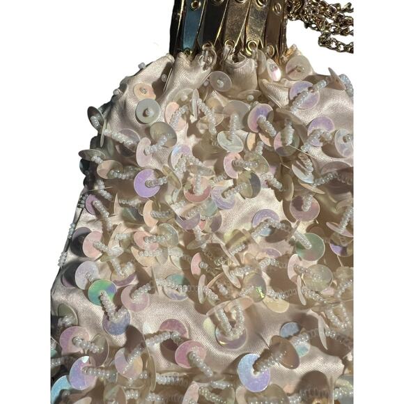 Sequined White Beggars Bag Vintage Expandable Gate Top Accordion Purse -FLAWED - Picture 2 of 13
